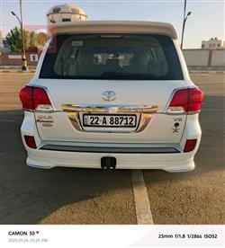 تويوتا لاندكروزر